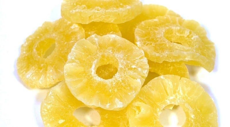 Ananas-cukati