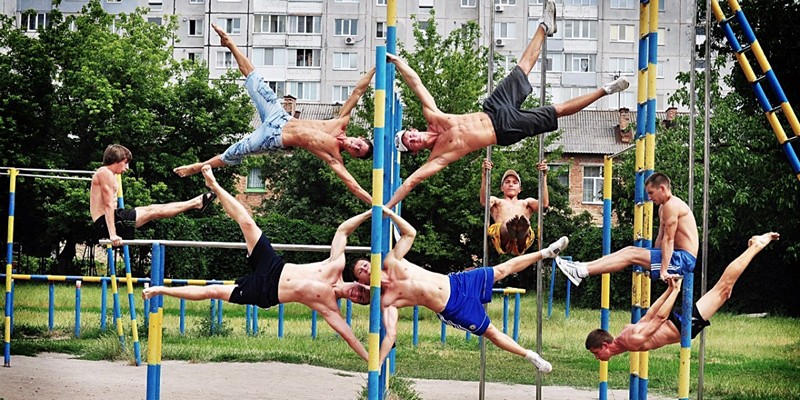 спортивная площадка