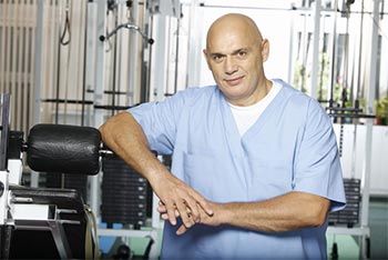 на фото Бубновский С.М.