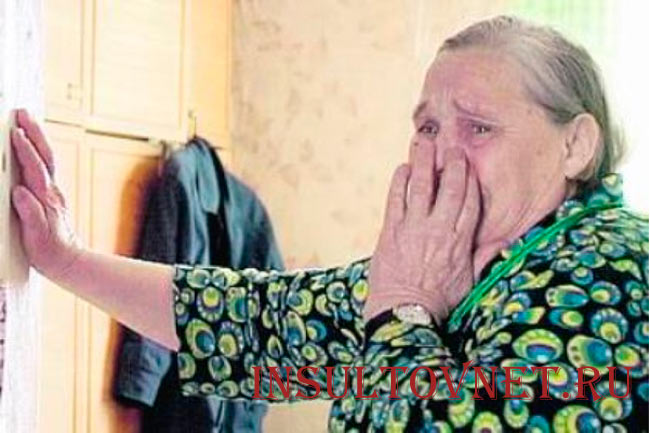 Плаксивость после инсульта