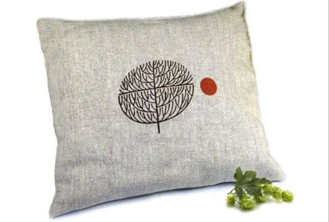 Подушка из хмеля: свойства и самостоятельное изготовление