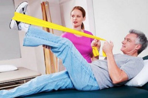 Упражнения с подъемом ноги Реабилитация после операции имеет огромное значение для выздоровления