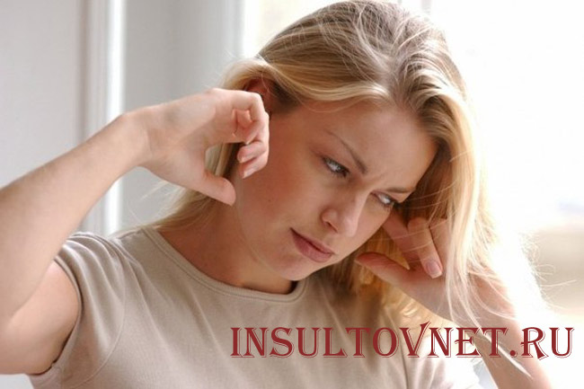 Закладывает уши при беременности