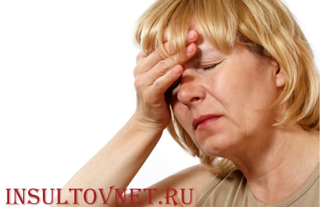 инсульт у женщины