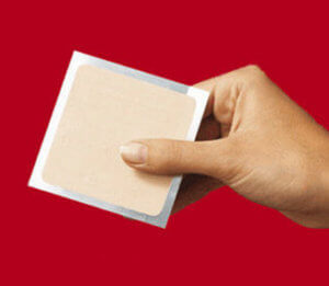 Пластырь для пораженных ногтей с кератолитическим действием