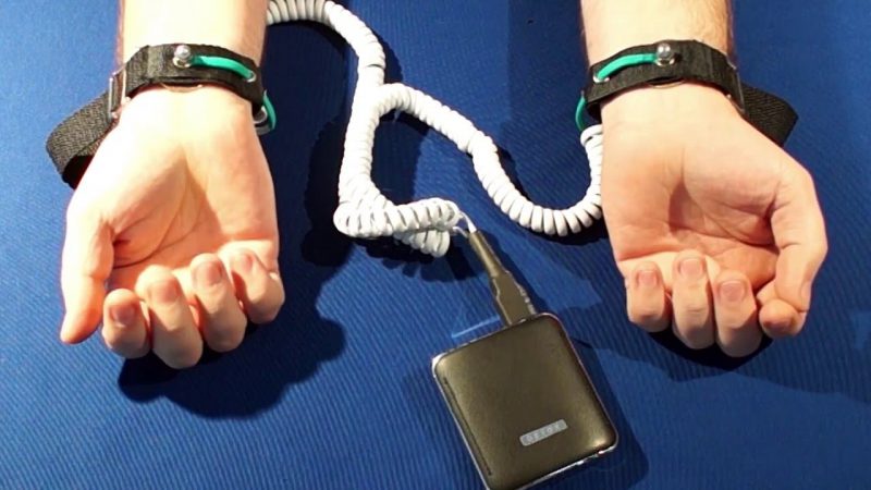 биорезонансный прибор в работе