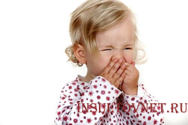 У ребенка болит голова после еды