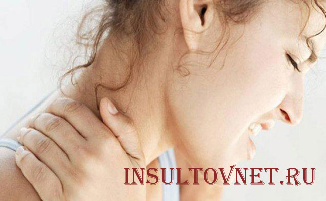 Болит голова при остеохондрозе