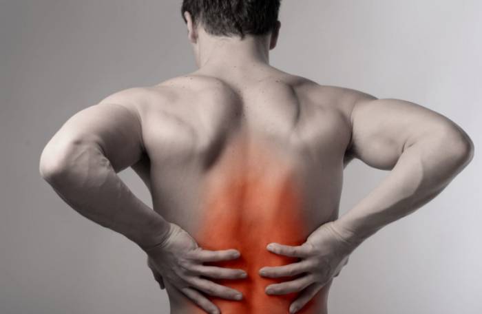 боль в спине