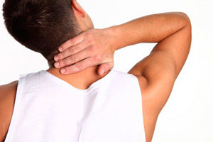 Симптомы вывиха шеи Вывих шеи сопровождается рядом симптомов