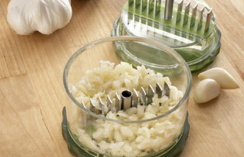 измельченный чеснок