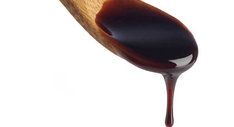 Польза сиропа рожкового дерева