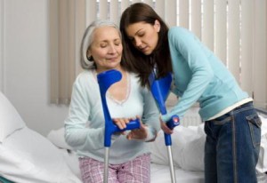 Невозможность самомтоятельно двигаться Если вовремя не обратится за медицинской помощью, могут возникнуть осложнения