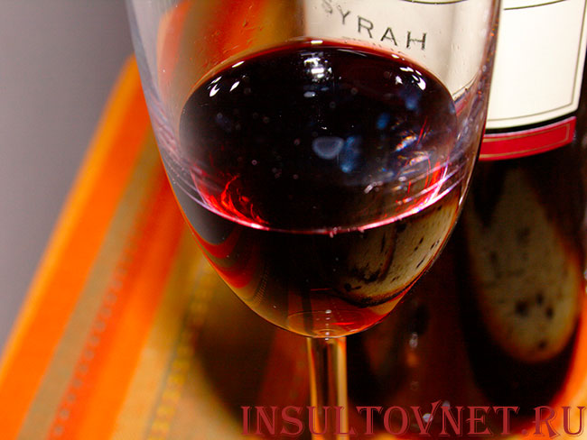 противоамилоидное действие вина