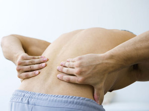 боль в спине Показанием для проведения МРТ, являются жалобы пациентов