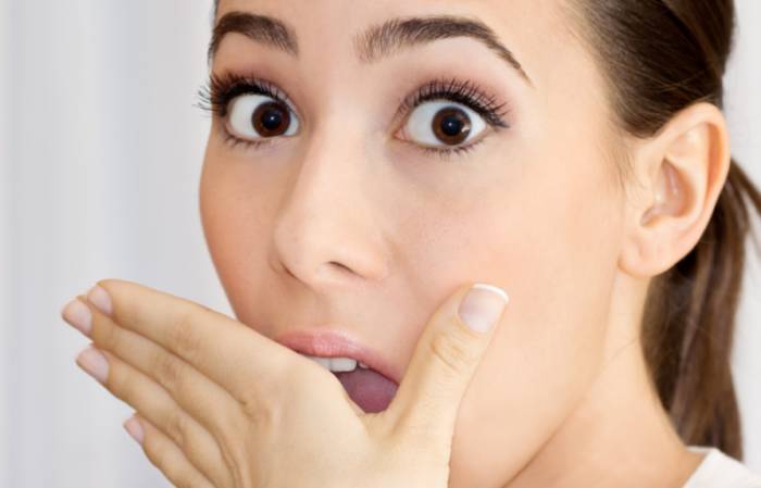 неприятный привкус во рту