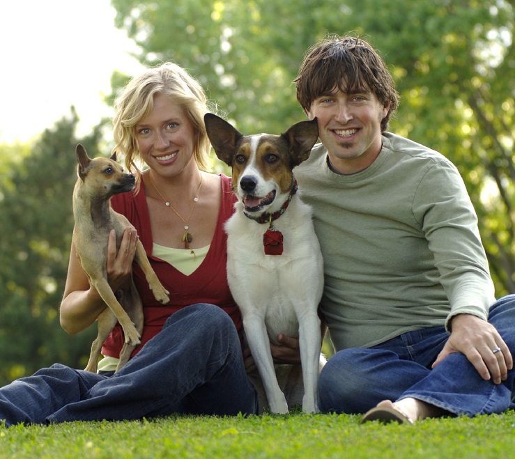 Контакт людей с собаками - распространенный источник заражения паразитами