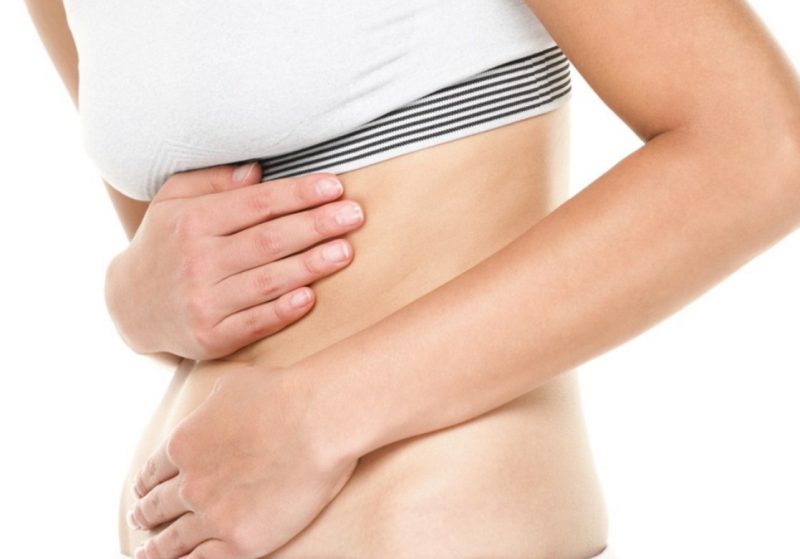 боль в животе