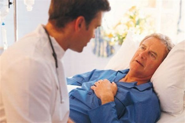 врач у больного